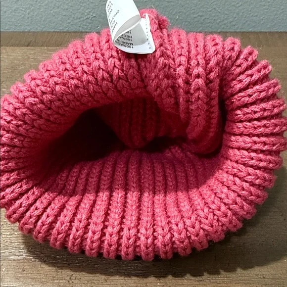 Steve Madden Pink Flash Pom Knit Beanie - Picture 5 of 5